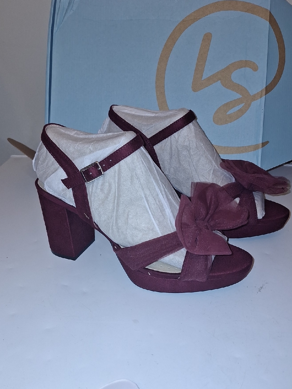Life Stride Women's Burgundy Bow Block Heel Sandals